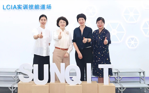 訪企業(yè)，聽心聲、促交流 | 區(qū)工商聯(lián)率隊(duì)走訪興千田